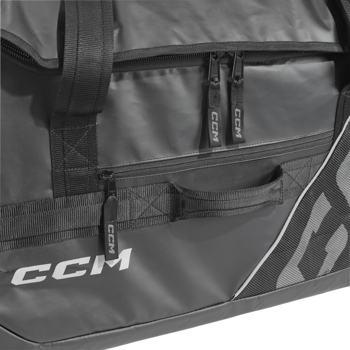 CCM 580 WHEELED PLAYER BAG