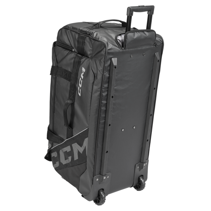 CCM 580 WHEELED PLAYER BAG