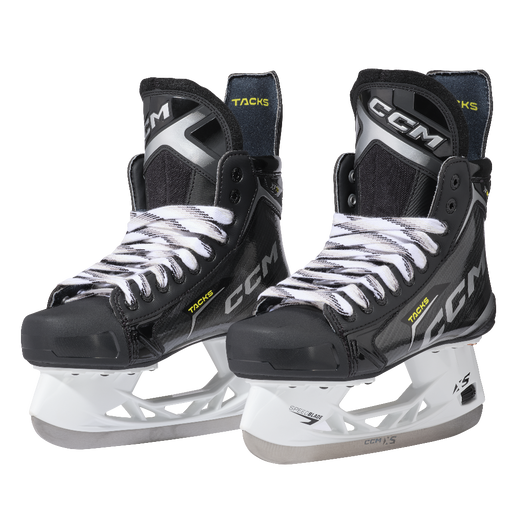 Black ccm skates white laces
