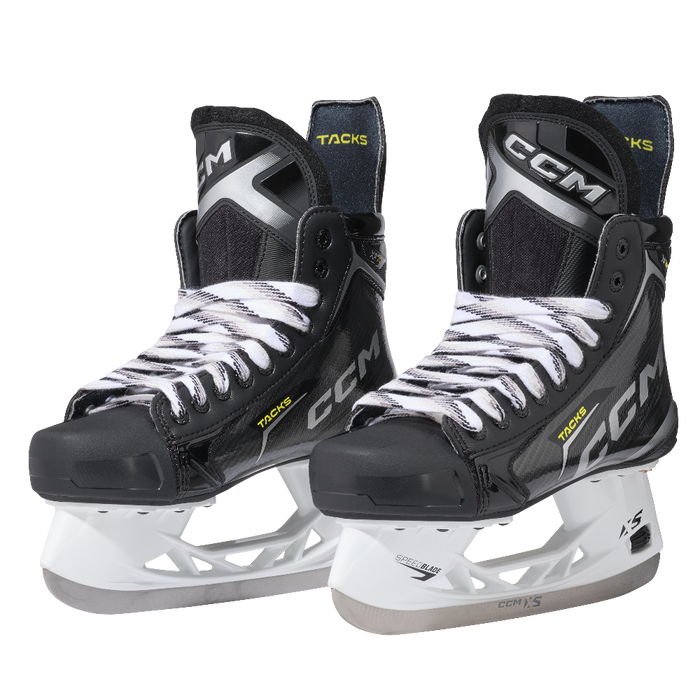 Black ccm skates white laces